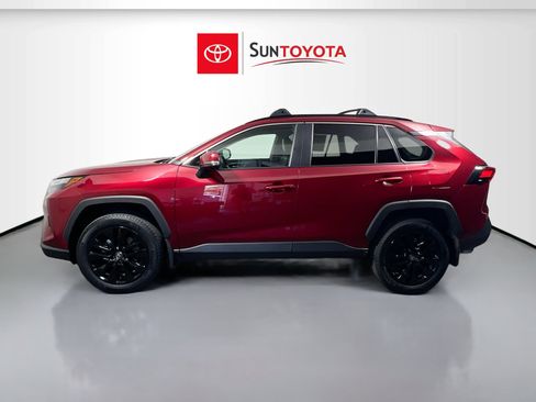 Used 2025 Toyota RAV4 XLE Premium FWD image 7