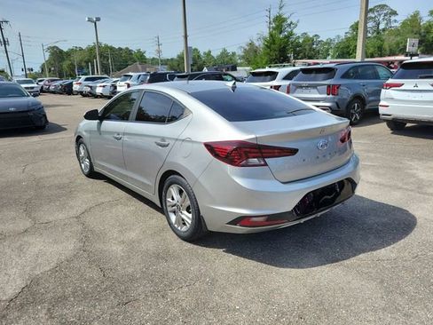 Used 2020 Hyundai Elantra SEL w/ Cargo Package (C1) FWD image 3