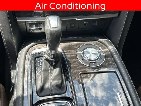 Used 2023 Nissan Armada Platinum w/ Captain's Chairs Package RWD image 20