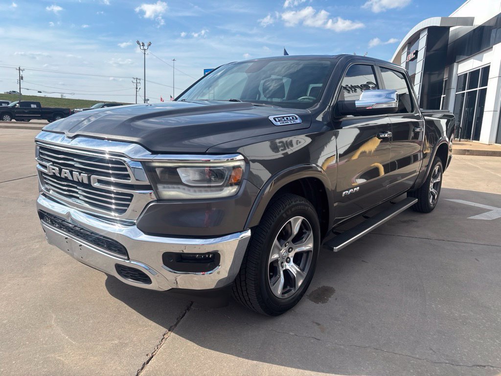 Used 2019 RAM 1500 Laramie AWD/4WD image 2