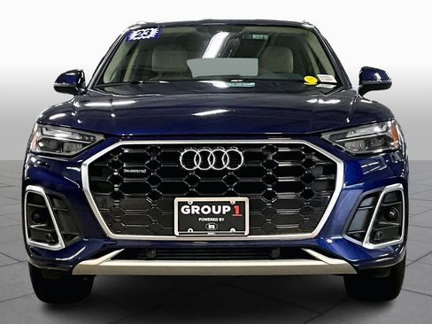 Used 2023 Audi Q5 2.0T Premium w/ Convenience Package image 3