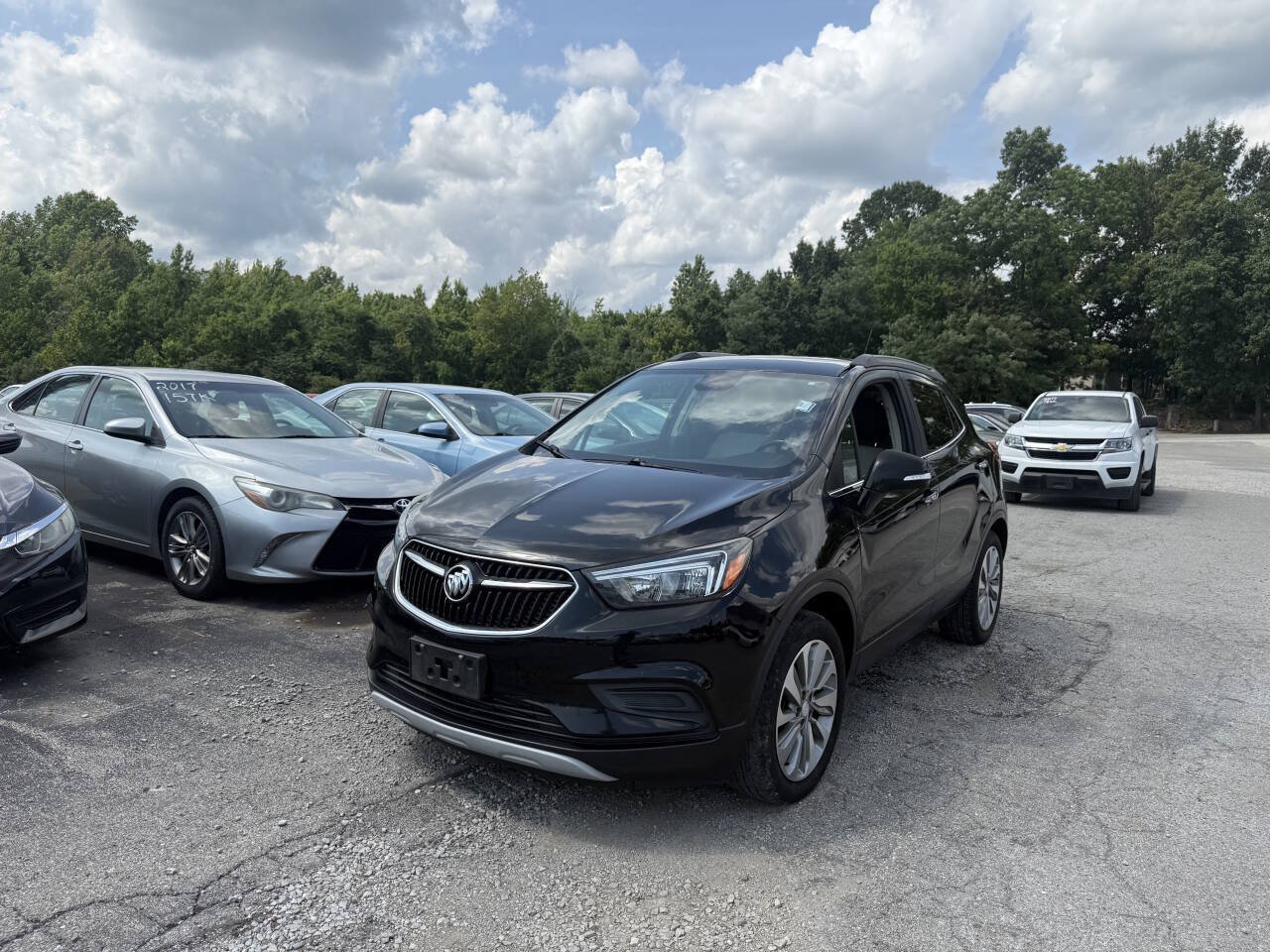 Used 2018 Buick Encore Preferred FWD image 2
