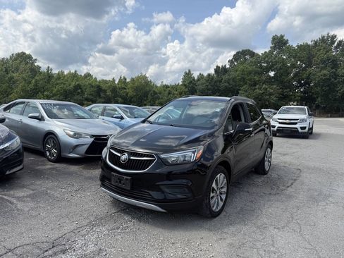 Used 2018 Buick Encore Preferred FWD image 2