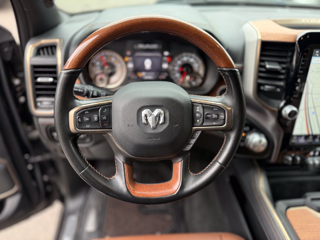 Used 2022 RAM 1500 Limited AWD/4WD image 6
