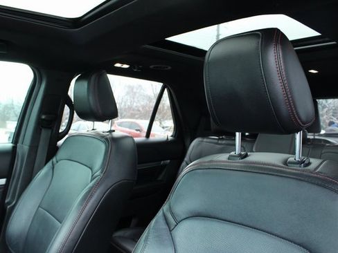 Used 2018 Ford Explorer Sport image 14