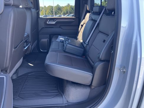 New 2026 GMC Sierra 3500 Denali w/ Denali Reserve Package image 14