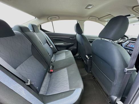 Used 2023 Nissan Versa SV image 18