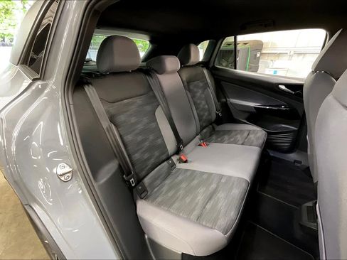 Used 2021 Volkswagen ID.4 Pro image 29