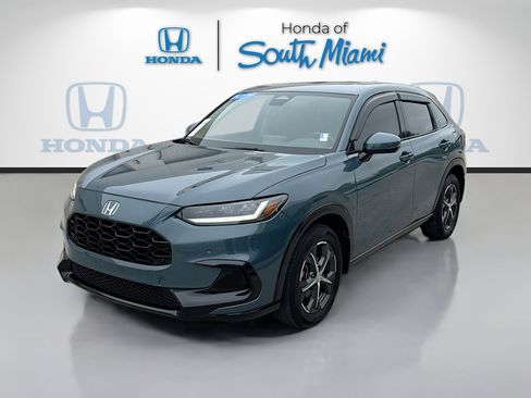 Certified 2024 Honda HR-V EX-L image 3