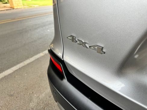 Used 2020 Jeep Cherokee Limited AWD/4WD image 20