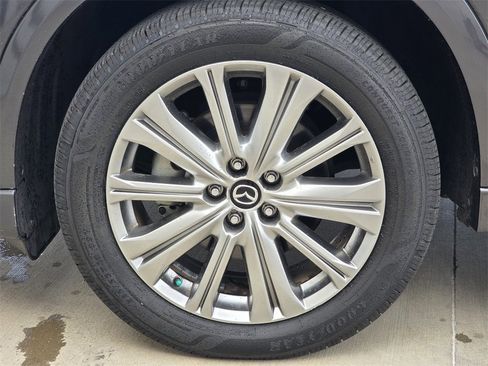 Used 2022 MAZDA CX-5 Signature image 9