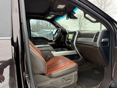 Used 2018 Ford F250 King Ranch w/ King Ranch Ultimate Package image 18
