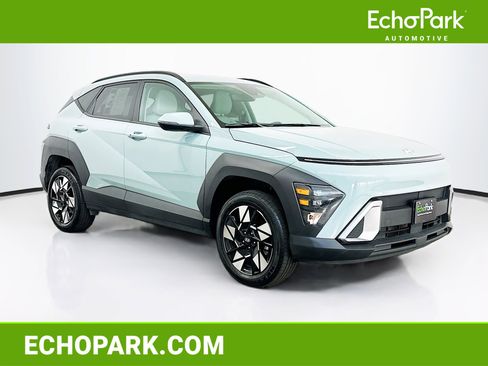 Used 2025 Hyundai Kona SEL AWD/4WD image 1