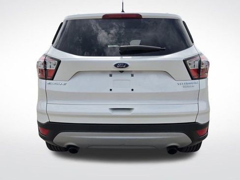 Certified 2018 Ford Escape Titanium w/ Ford Safe & Smart Package FWD image 8