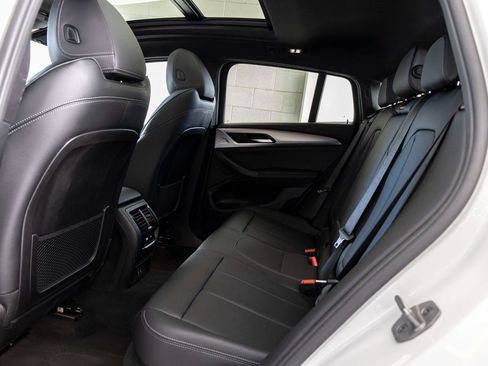 Certified 2025 BMW X4 xDrive30i w/ Premium Package image 22