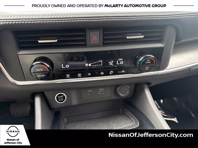 Used 2023 Nissan Rogue SV AWD/4WD image 26