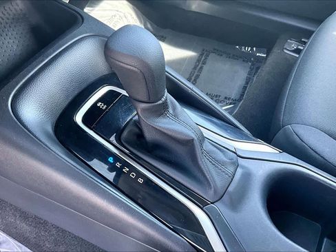 Used 2023 Toyota Corolla LE image 16