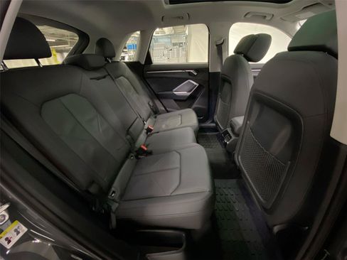 Used 2021 Audi Q3 2.0T Premium Plus image 29