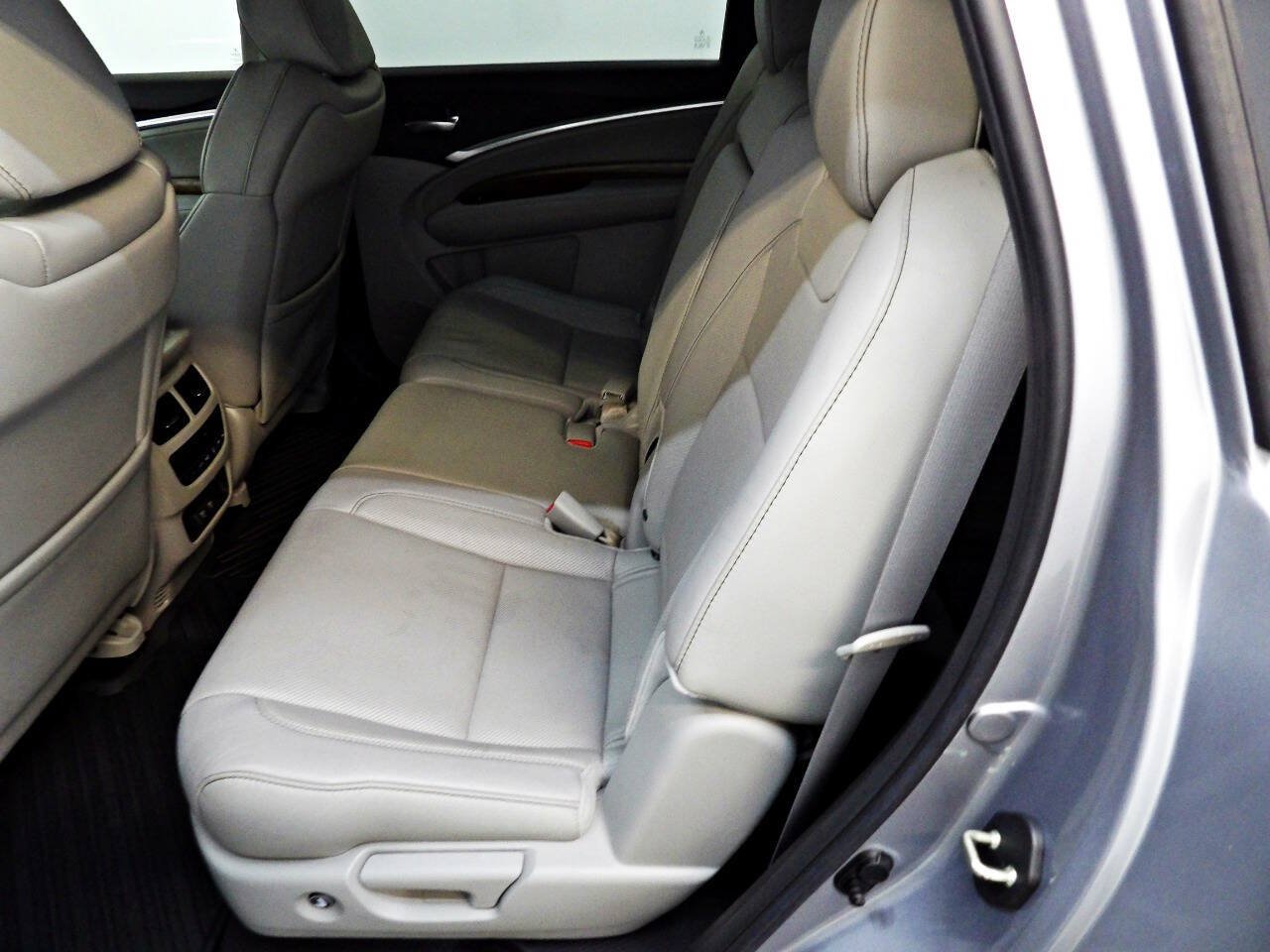 Used 2020 Acura MDX w/ Technology Package FWD image 10