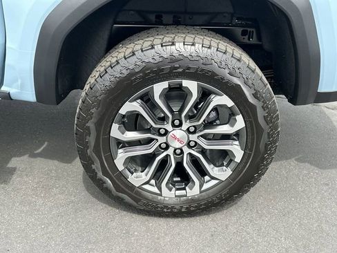 New 2026 GMC Canyon Denali image 34