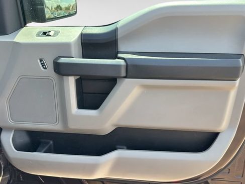Used 2018 Ford F150 XL w/ Equipment Group 101A Mid RWD image 10