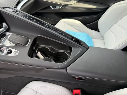 Used 2021 Chevrolet Corvette Stingray Coupe w/ Battery Protection Package RWD image 18