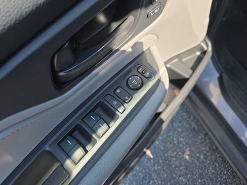 Used 2018 Honda Odyssey EX-L image 19