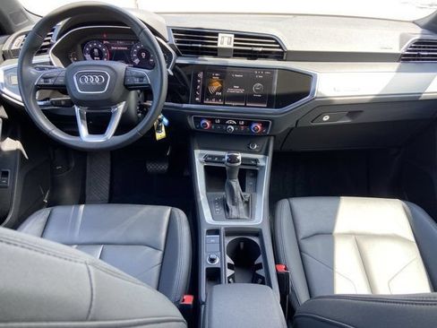 Used 2023 Audi Q3 2.0T Premium w/ Black Optic Package AWD/4WD image 13