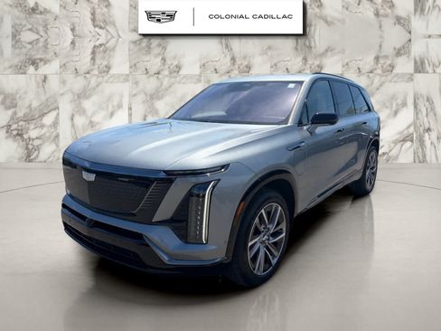 Used 2026 Cadillac Vistiq Sport w/ LPO, Floor Liner Package AWD/4WD image 1