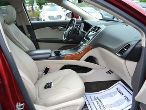 Used 2016 Lincoln MKX Reserve w/ Technology Package AWD/4WD image 21