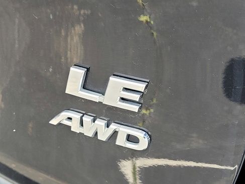 Used 2023 Toyota RAV4 LE AWD/4WD image 26