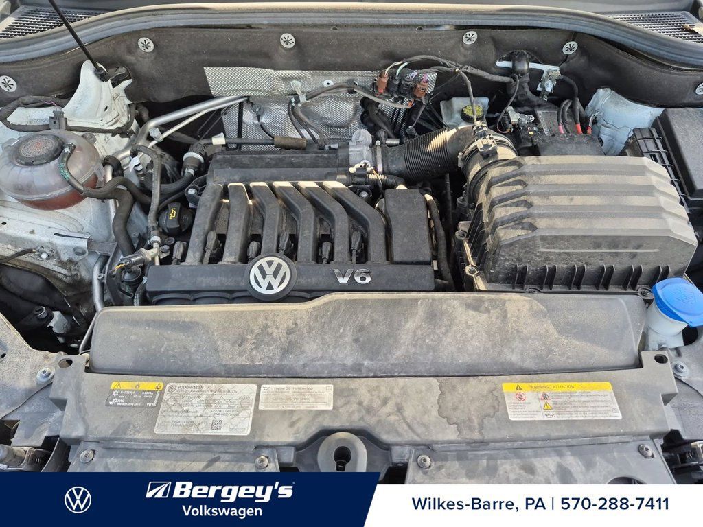 Used 2023 Volkswagen Atlas Cross Sport SE w/ Black Wheel Package AWD/4WD image 29