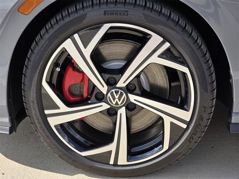 New 2025 Volkswagen GTI SE image 9