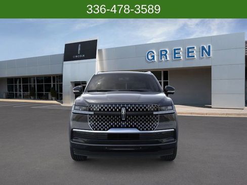 New 2026 Lincoln Navigator L Reserve AWD/4WD image 6