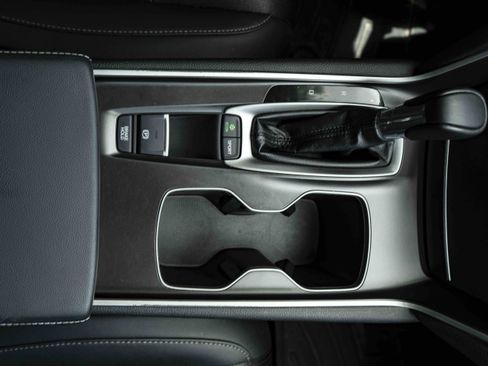 Used 2020 Honda Accord Sport image 27