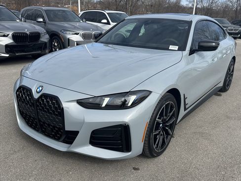 New 2026 BMW 430i xDrive w/ M Sport Package image 5