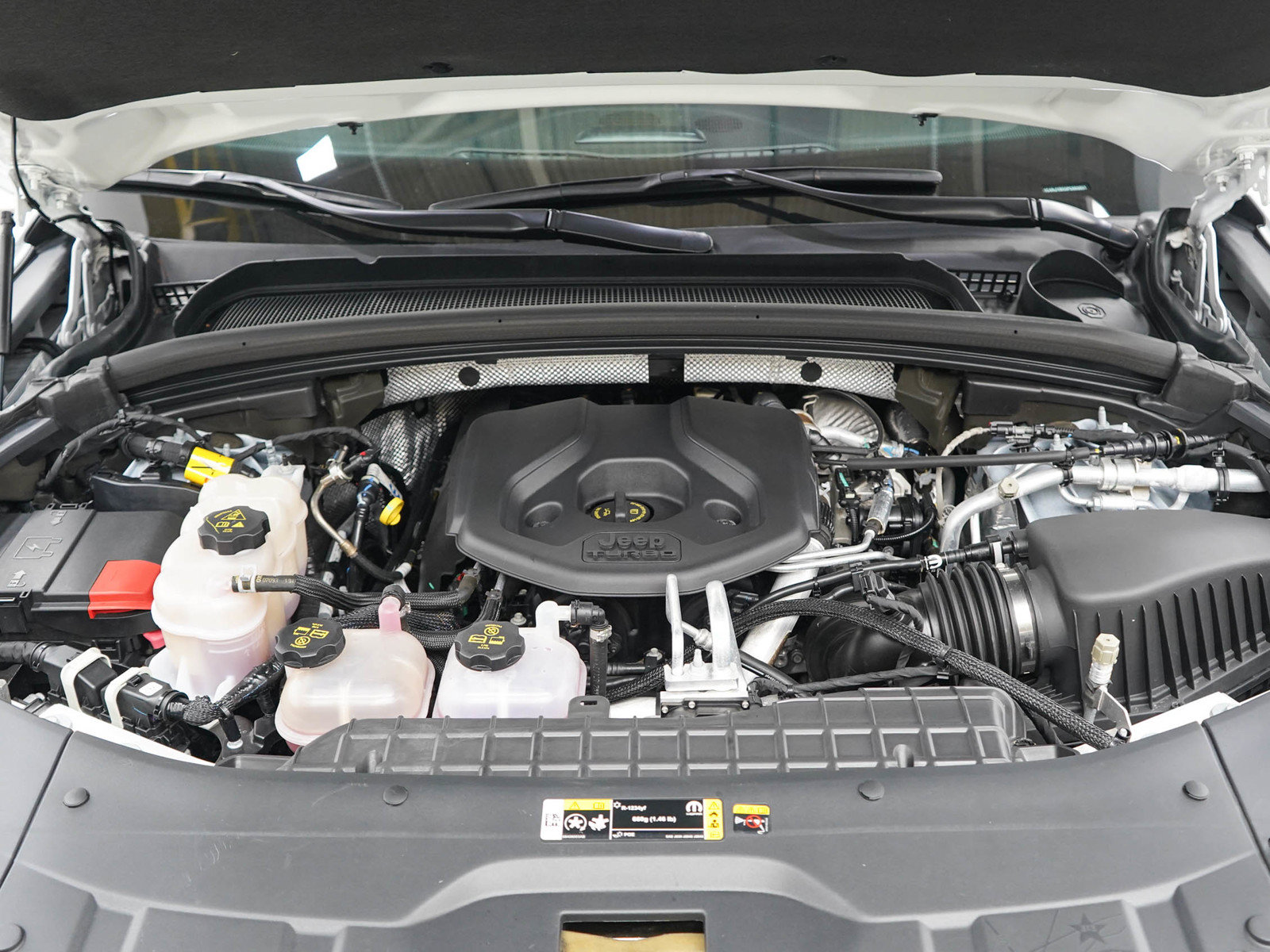 Used 2023 Jeep Grand Cherokee 4WD 4xe image 30
