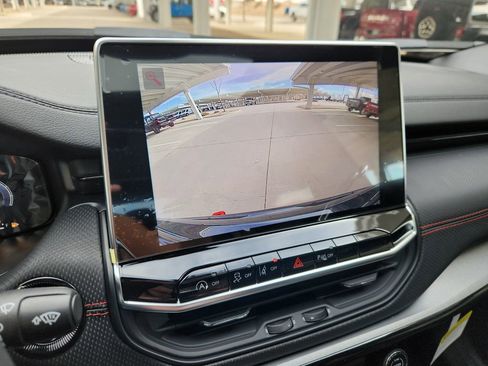 New 2026 Jeep Compass Trailhawk w/ Sun, Sound & Navigation Group image 16