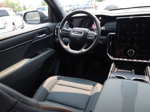 New 2026 GMC Acadia AT4 w/ Luxury Package AWD/4WD image 21