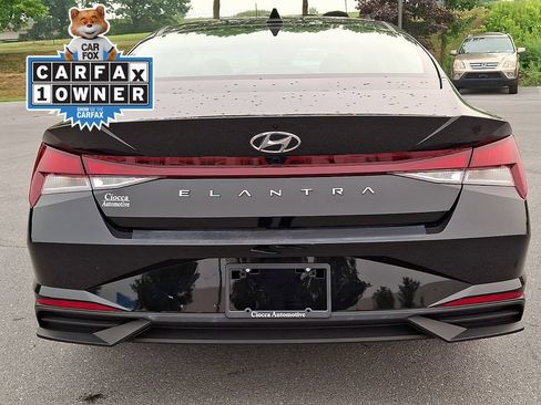 Used 2023 Hyundai Elantra SEL FWD image 8