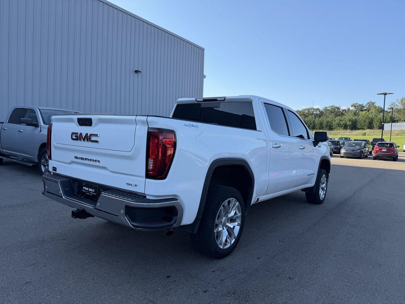 Used 2020 GMC Sierra 1500 SLT w/ SLT Premium Plus Package AWD/4WD image 6