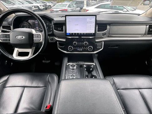 Used 2024 Ford Expedition Max XLT AWD/4WD image 15