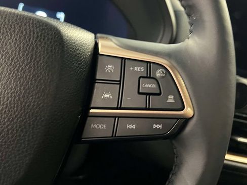 Used 2025 Toyota Grand Highlander AWD Hybrid image 23