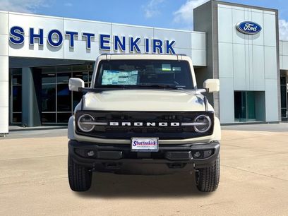 New 2025 Ford Bronco Outer Banks
