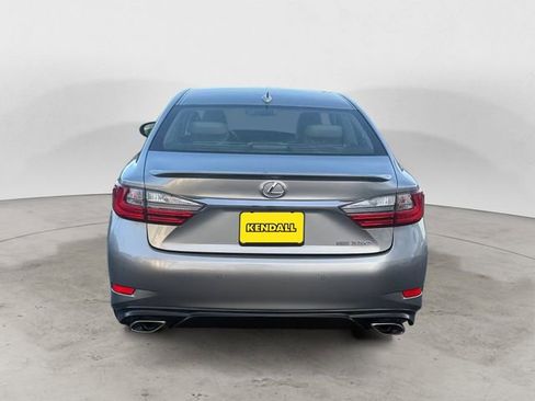 Used 2016 Lexus ES 350 image 4