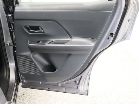 Used 2025 Nissan Kicks S FWD image 31