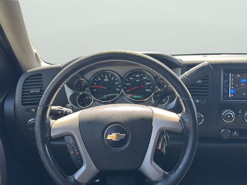 Used 2013 Chevrolet Silverado 1500 LT AWD/4WD image 29