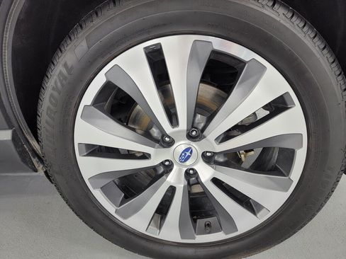 Used 2019 Subaru Ascent Limited AWD/4WD image 11