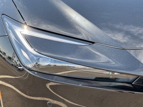 New 2027 Toyota Prius FWD image 31