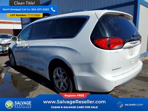Used 2018 Chrysler Pacifica Limited image 3